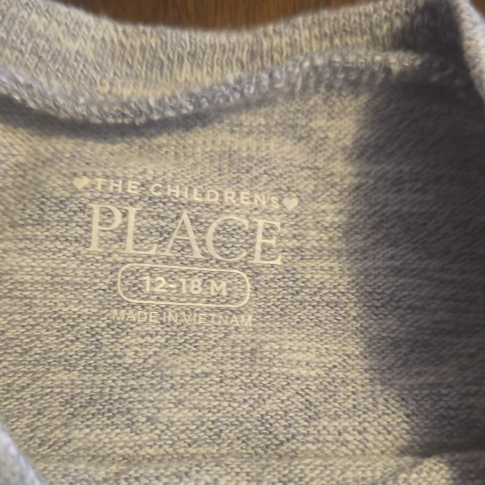 The Children's Place Heather Gray Long Sleeve Tee